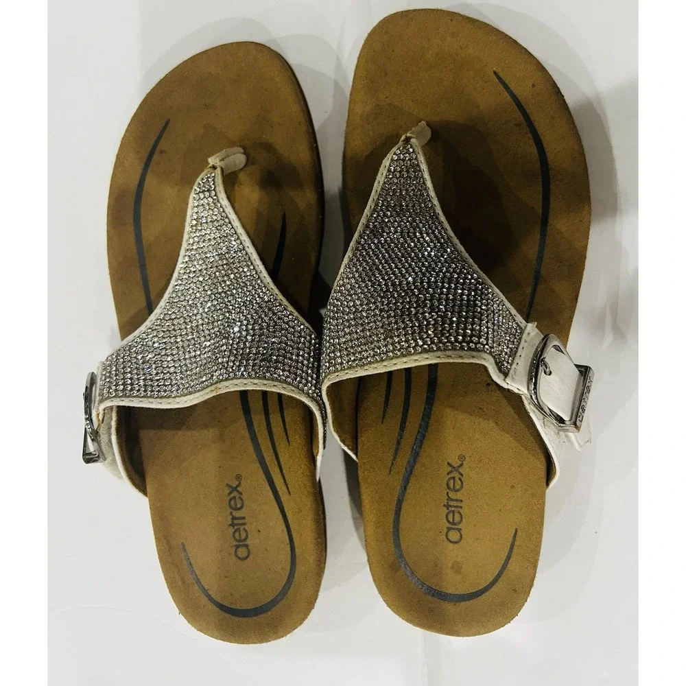 Aetrex Sandals Shoes Women Size 7 Silver Thong Wedge Rhinestone Comfort Orthotic